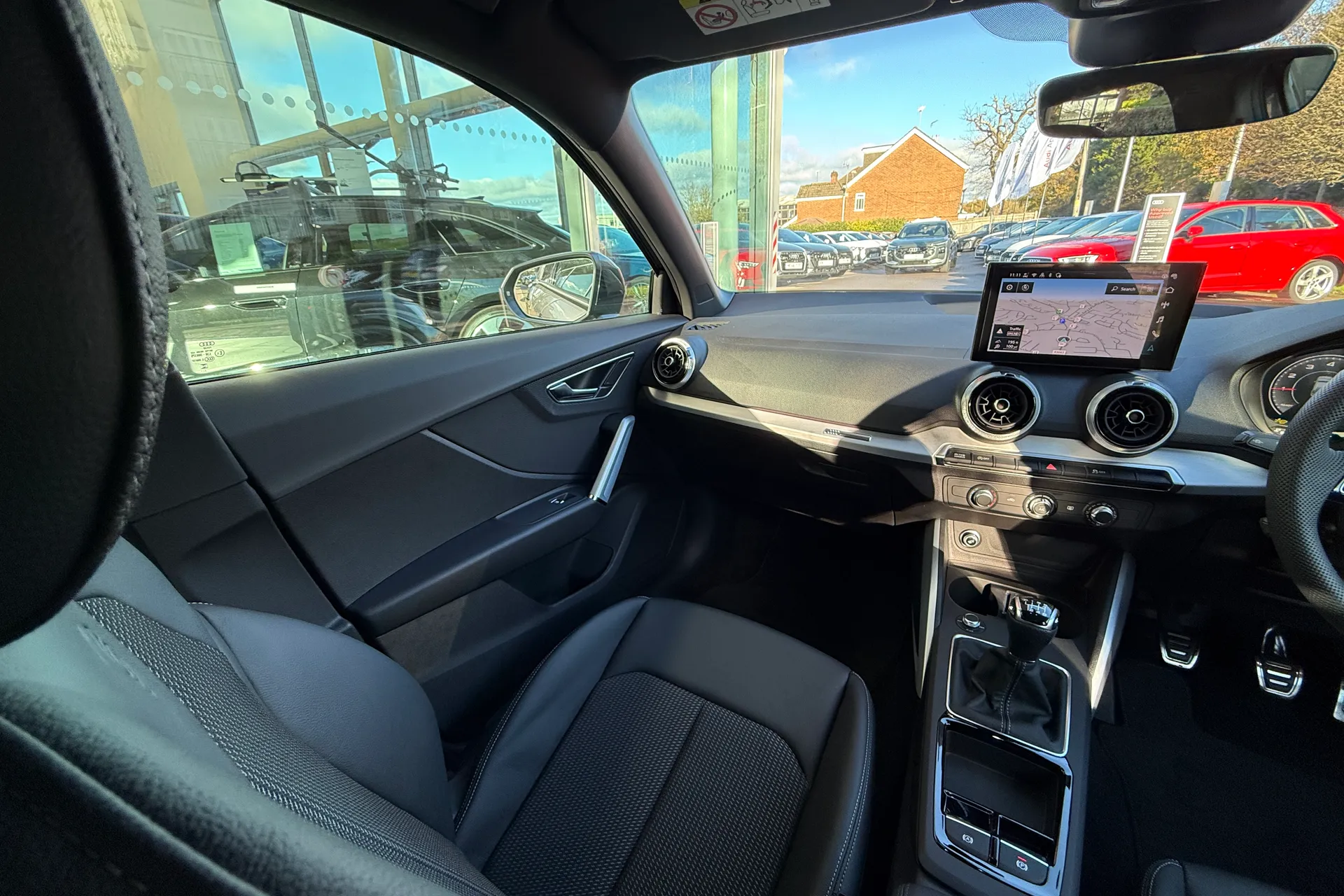 Audi Q2 thumbnail image number 45