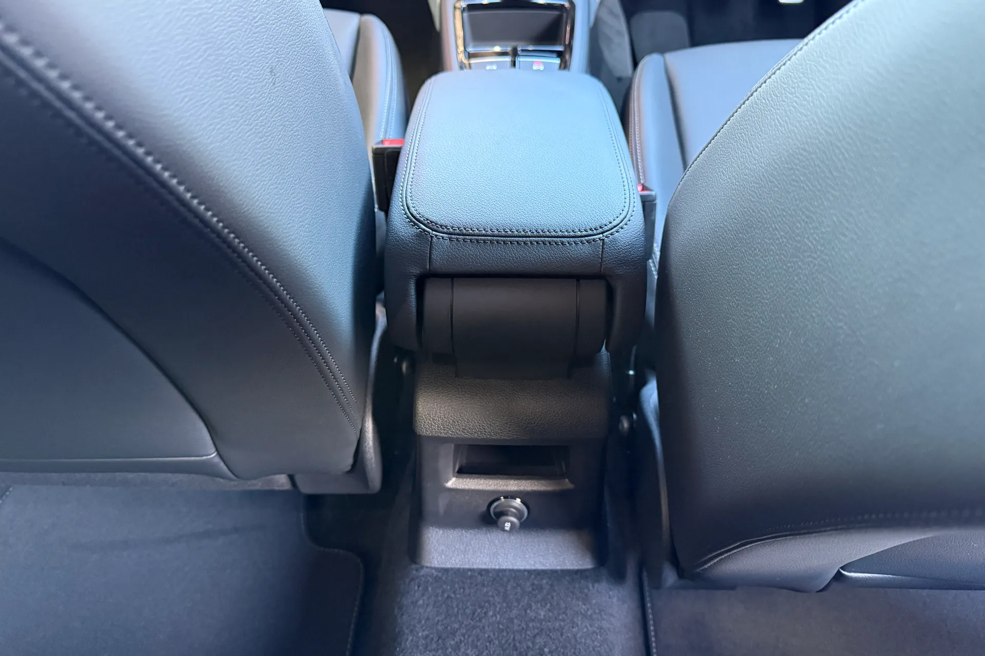 Audi Q2 thumbnail image number 41