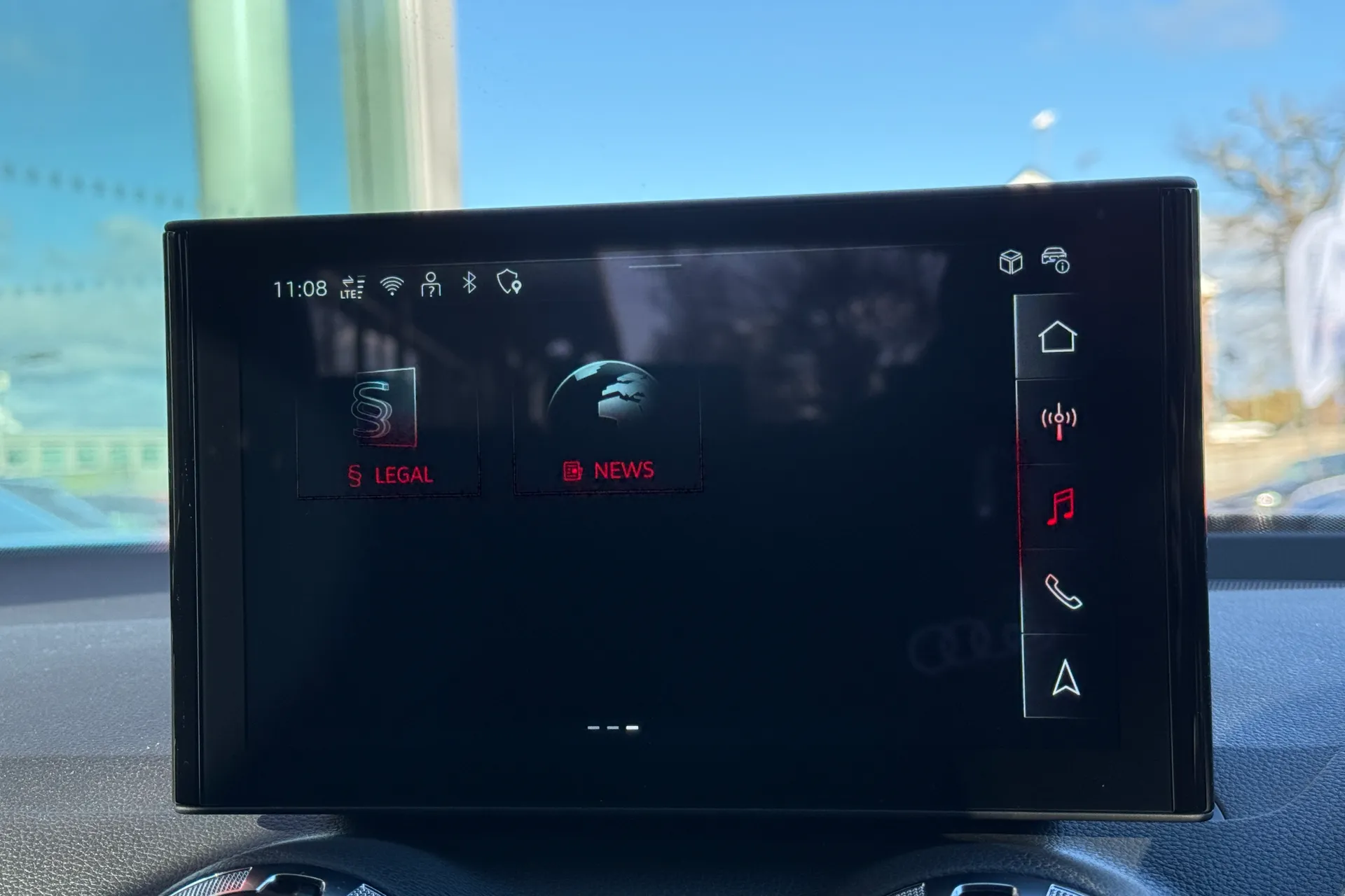 Audi Q2 thumbnail image number 20