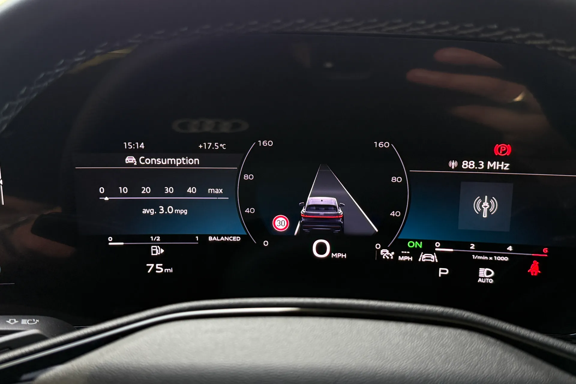 Audi Q5 thumbnail image number 15