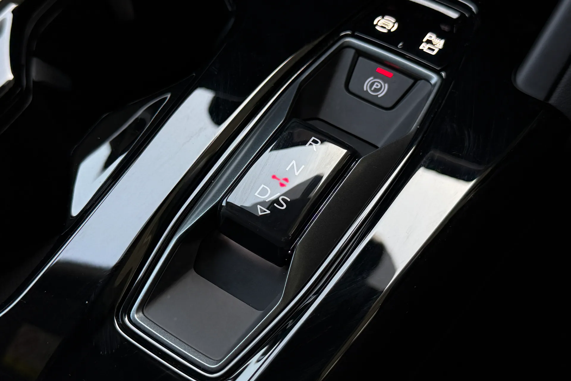 Audi Q5 thumbnail image number 28