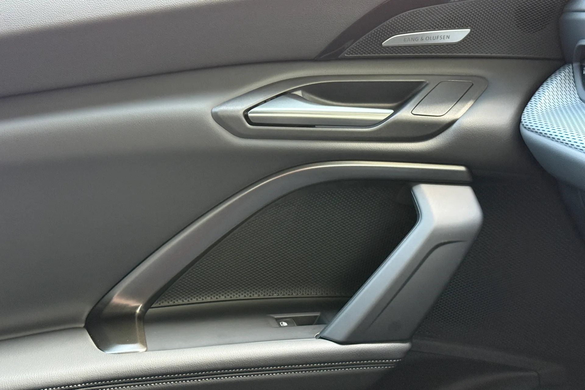 Audi Q5 thumbnail image number 31