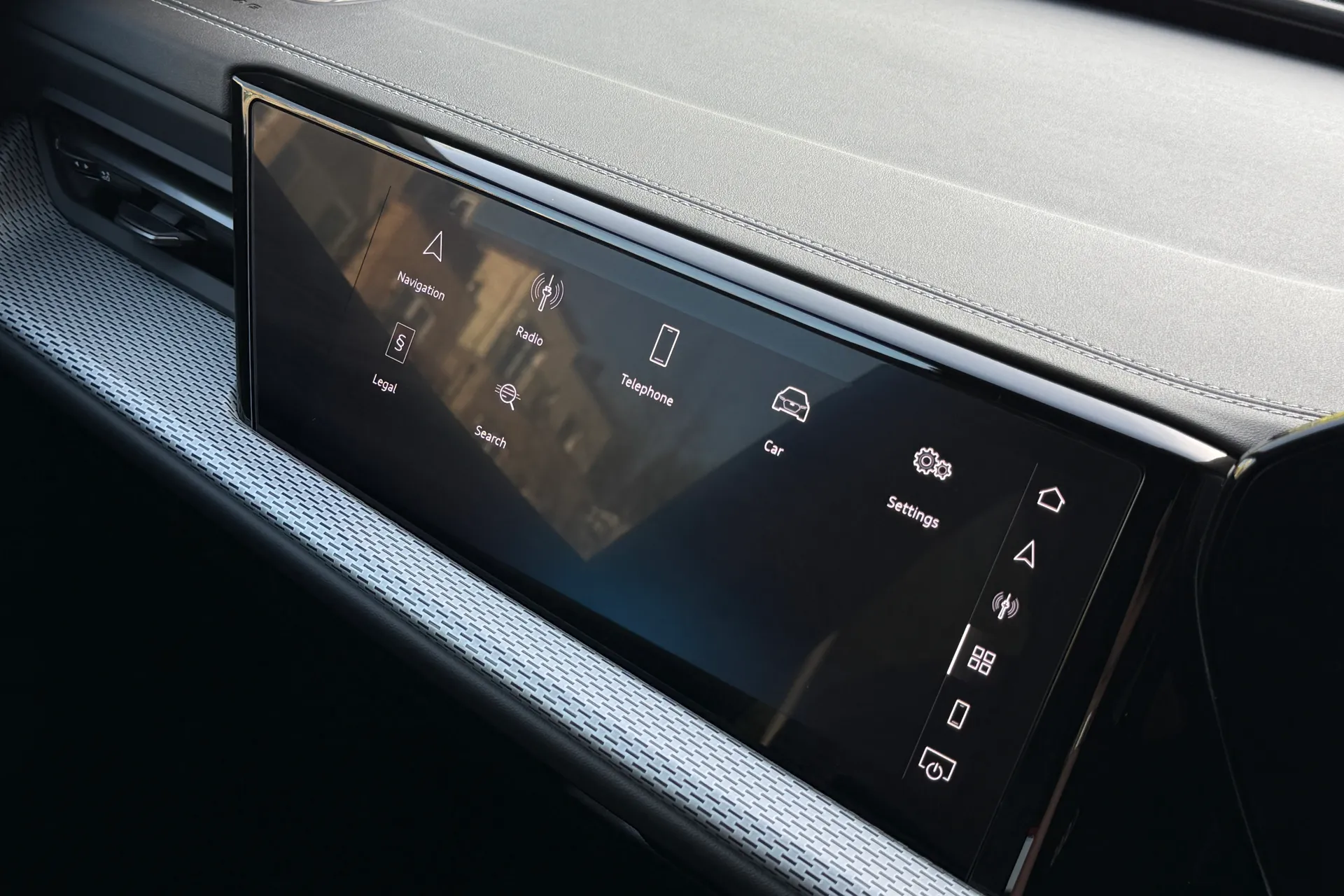 Audi Q5 thumbnail image number 22