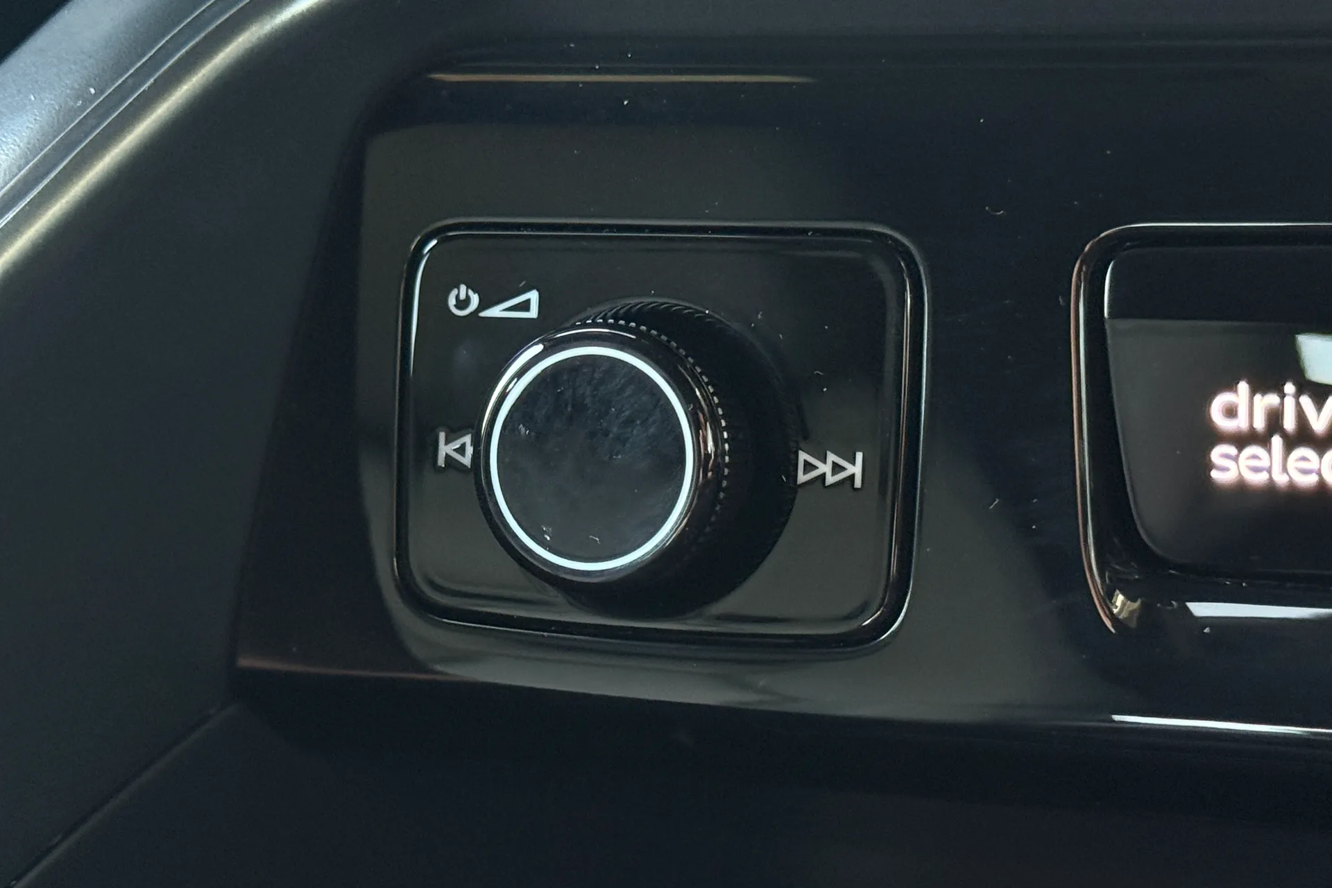 Audi Q5 thumbnail image number 24