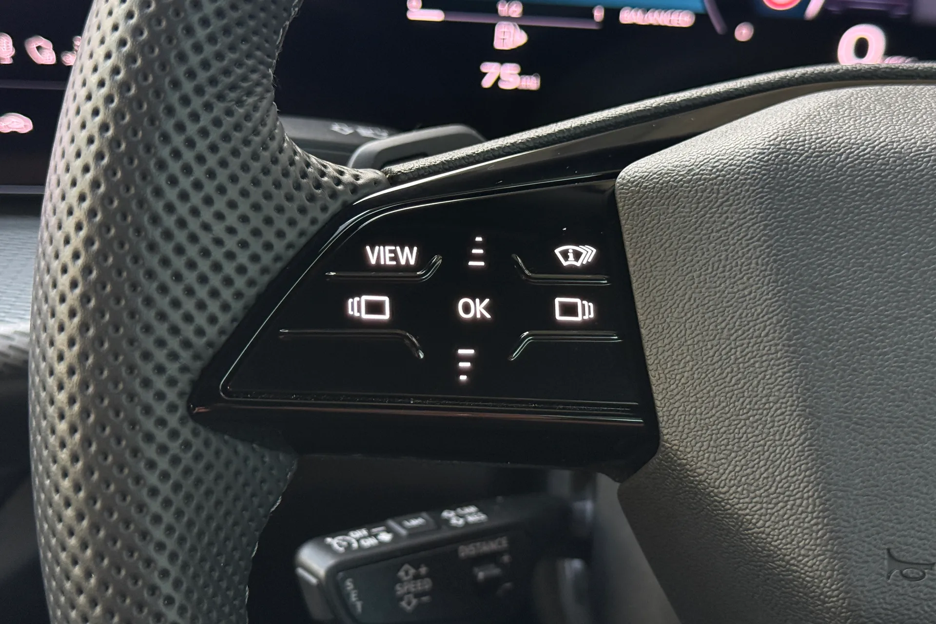 Audi Q5 thumbnail image number 16