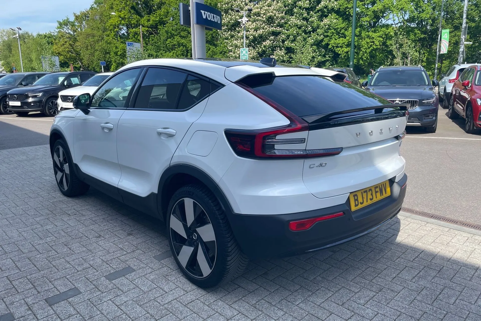 Volvo C40 thumbnail image number 9