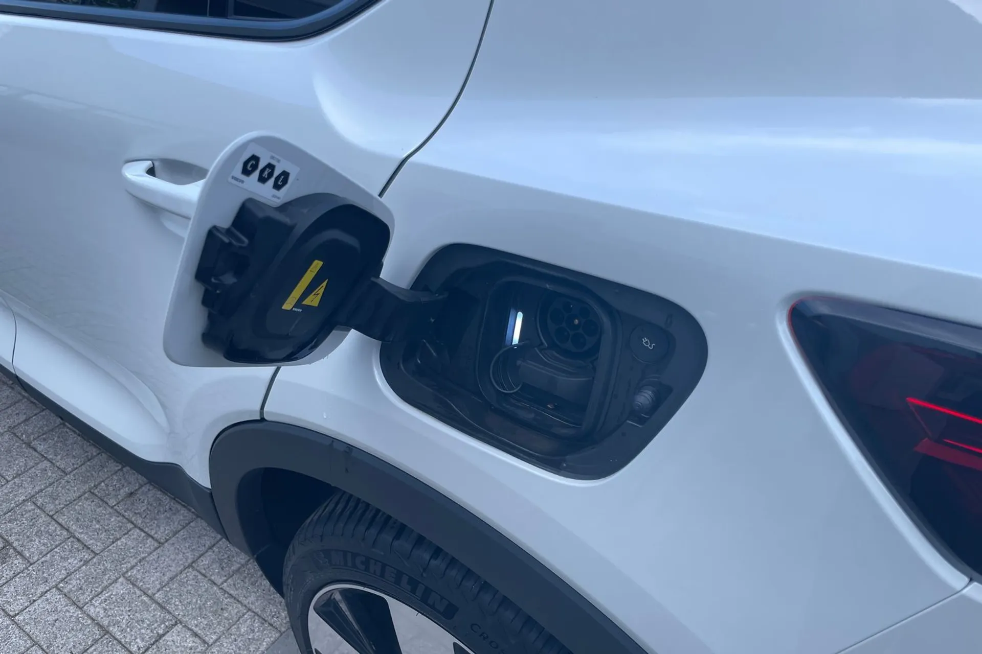 Volvo C40 thumbnail image number 18