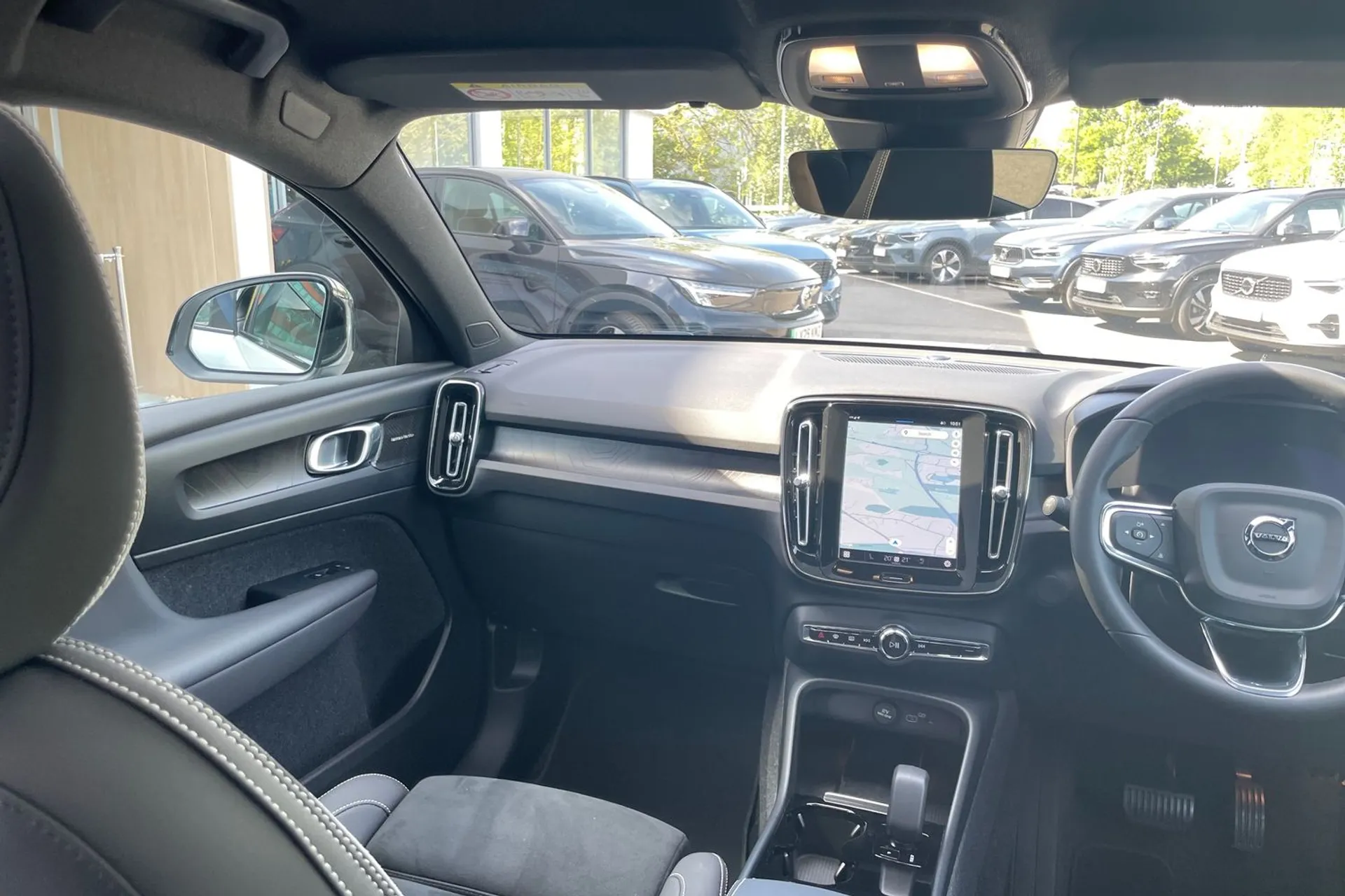 Volvo C40 thumbnail image number 31
