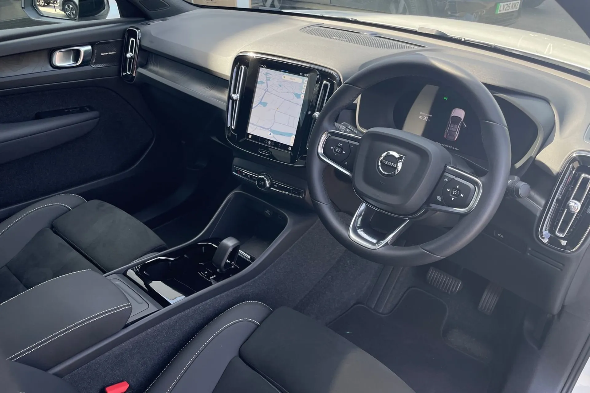 Volvo C40 thumbnail image number 5
