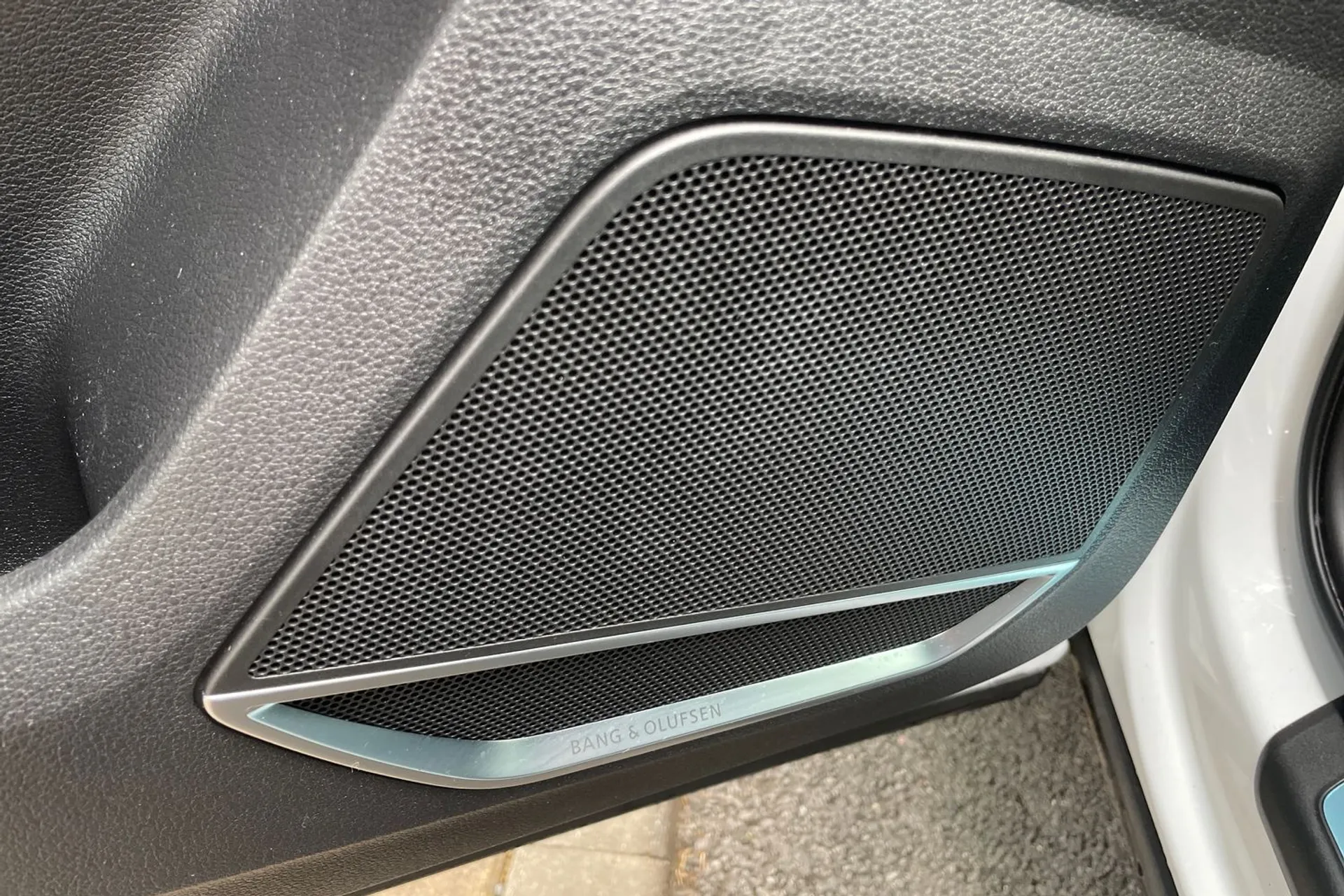 Audi Q3 thumbnail image number 28