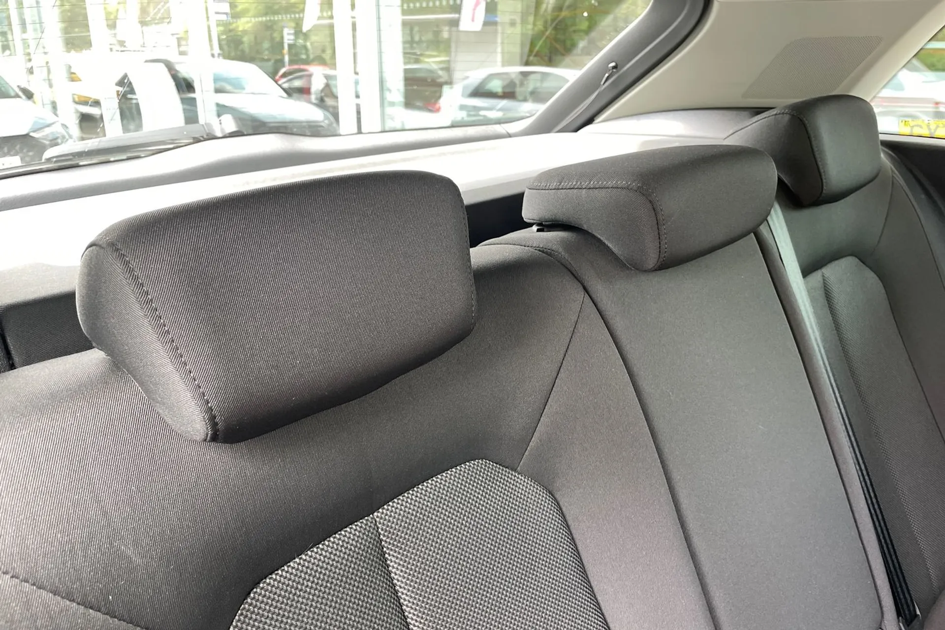 Audi Q3 thumbnail image number 50