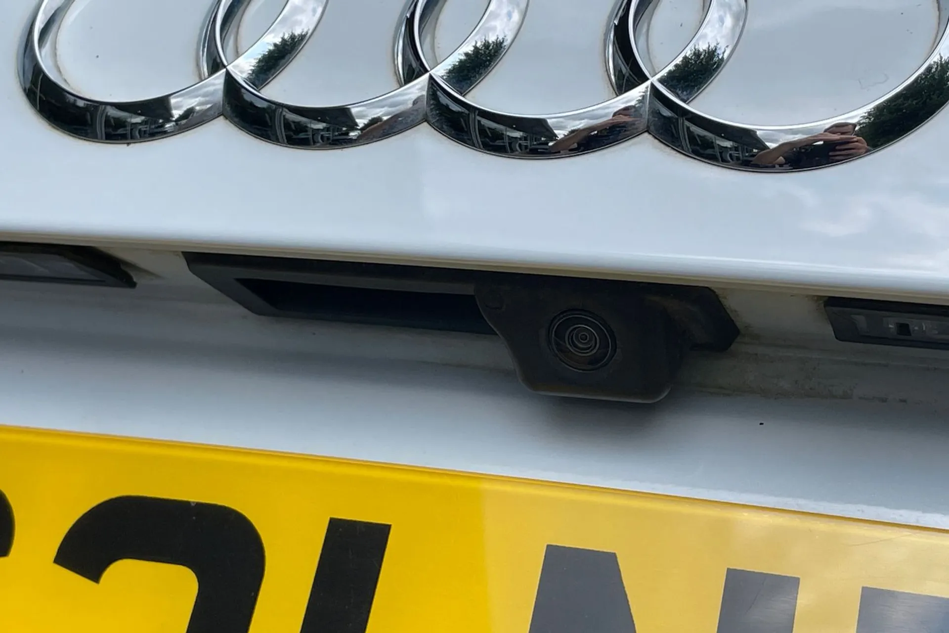 Audi Q3 thumbnail image number 20