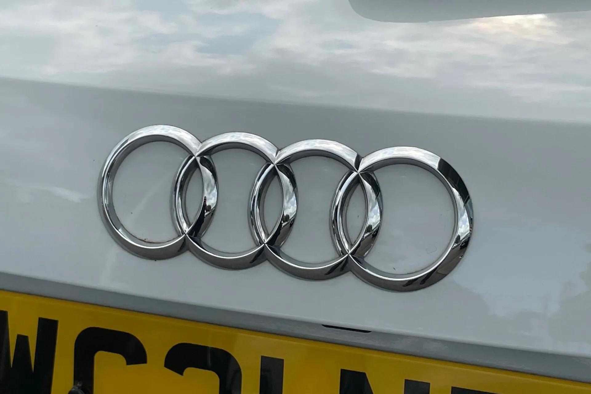 Audi Q3 thumbnail image number 49