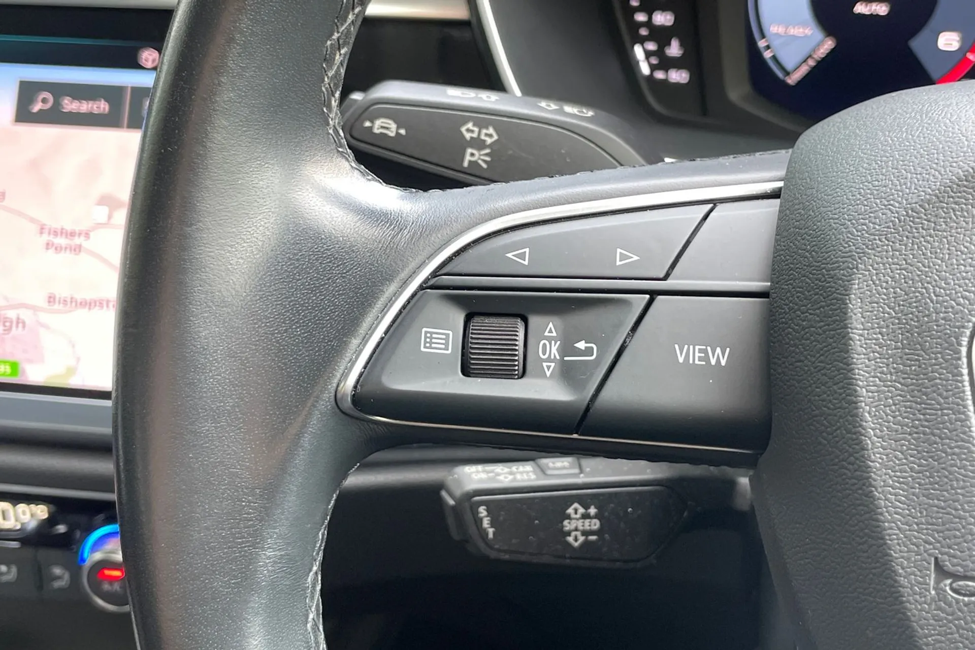 Audi Q3 thumbnail image number 56