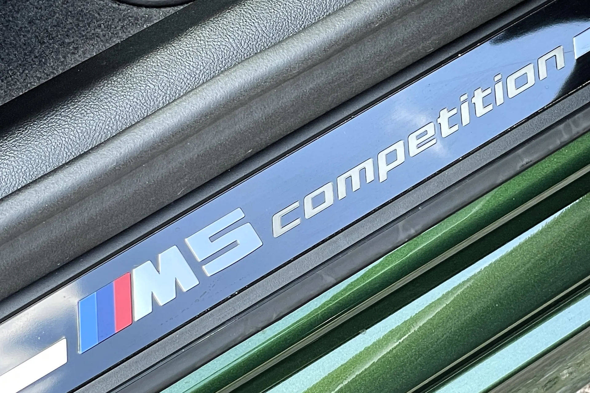 BMW M5 thumbnail image number 6