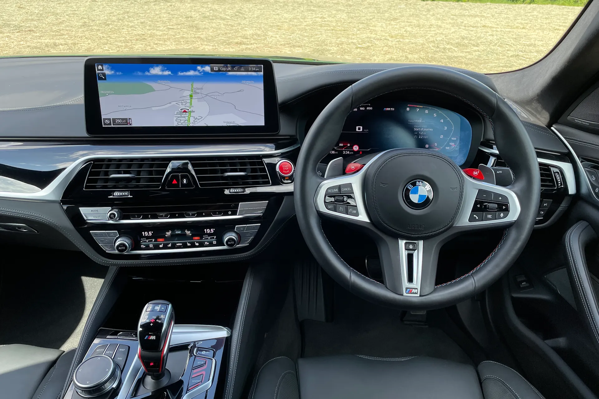 BMW M5 thumbnail image number 49