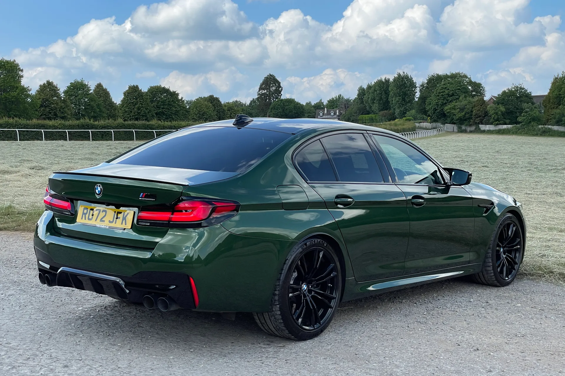BMW M5 thumbnail image number 27