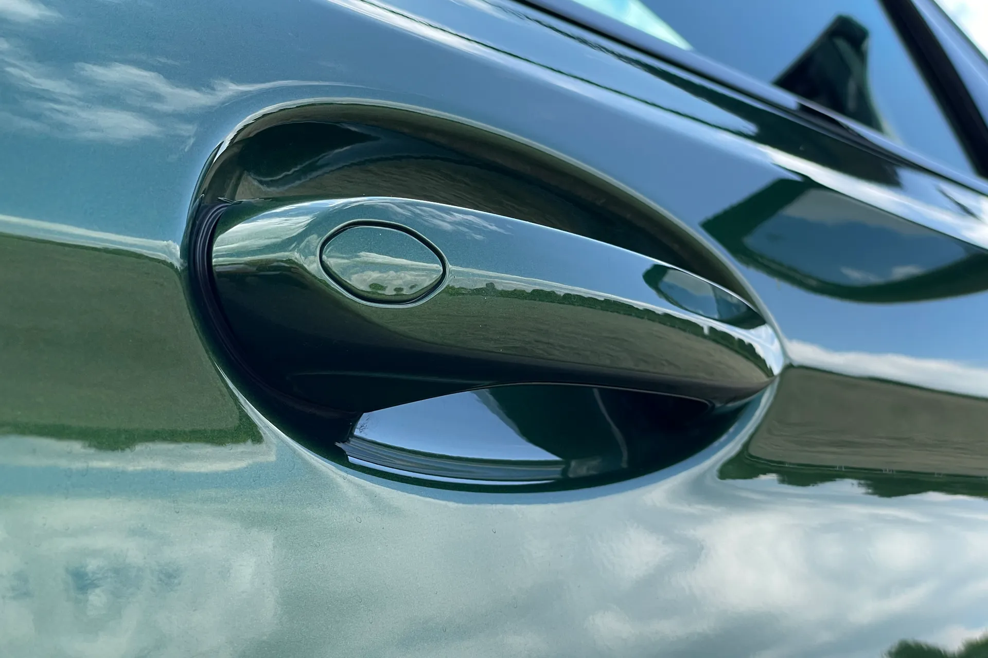 BMW M5 thumbnail image number 23