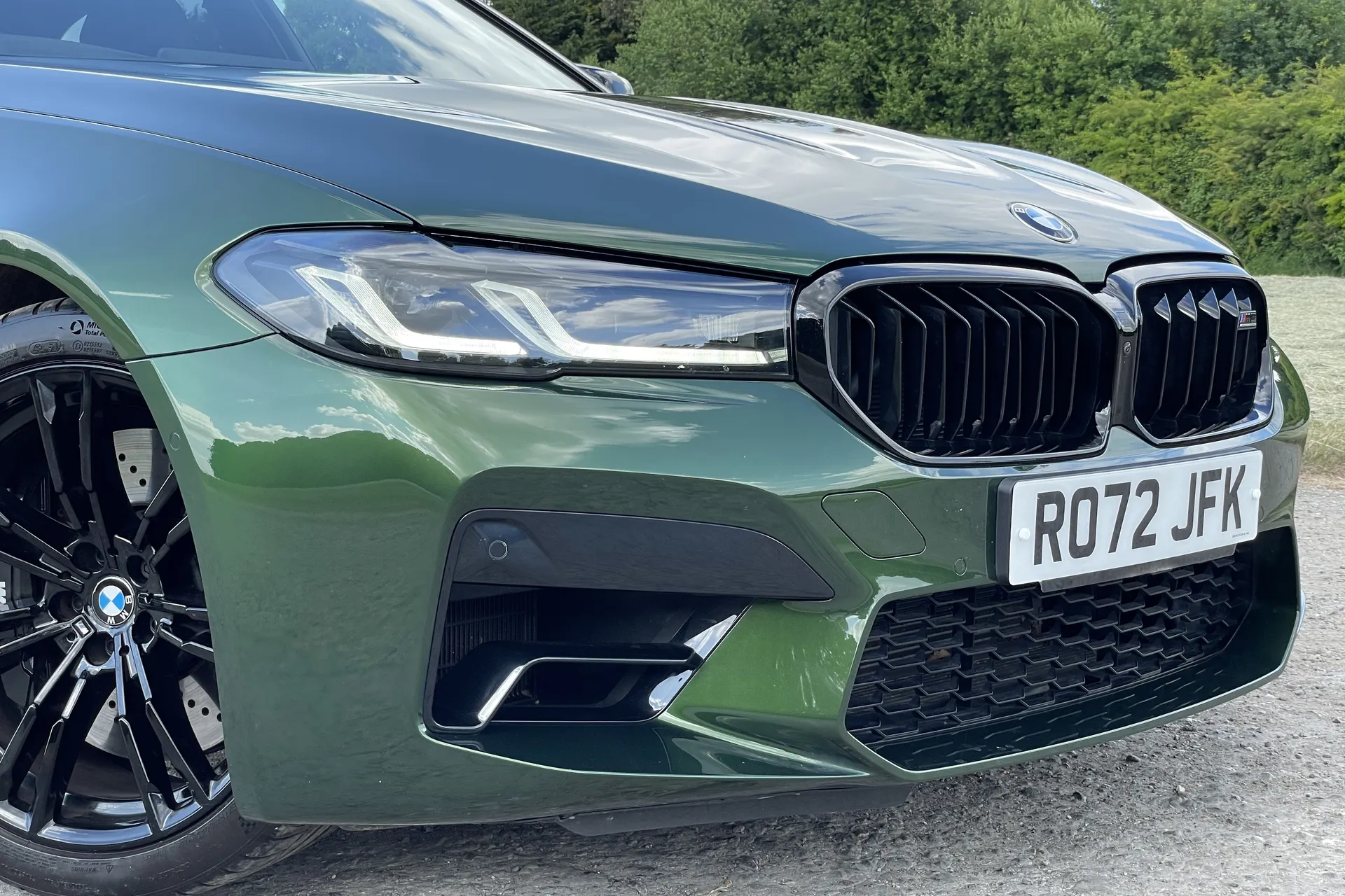 BMW M5 thumbnail image number 66