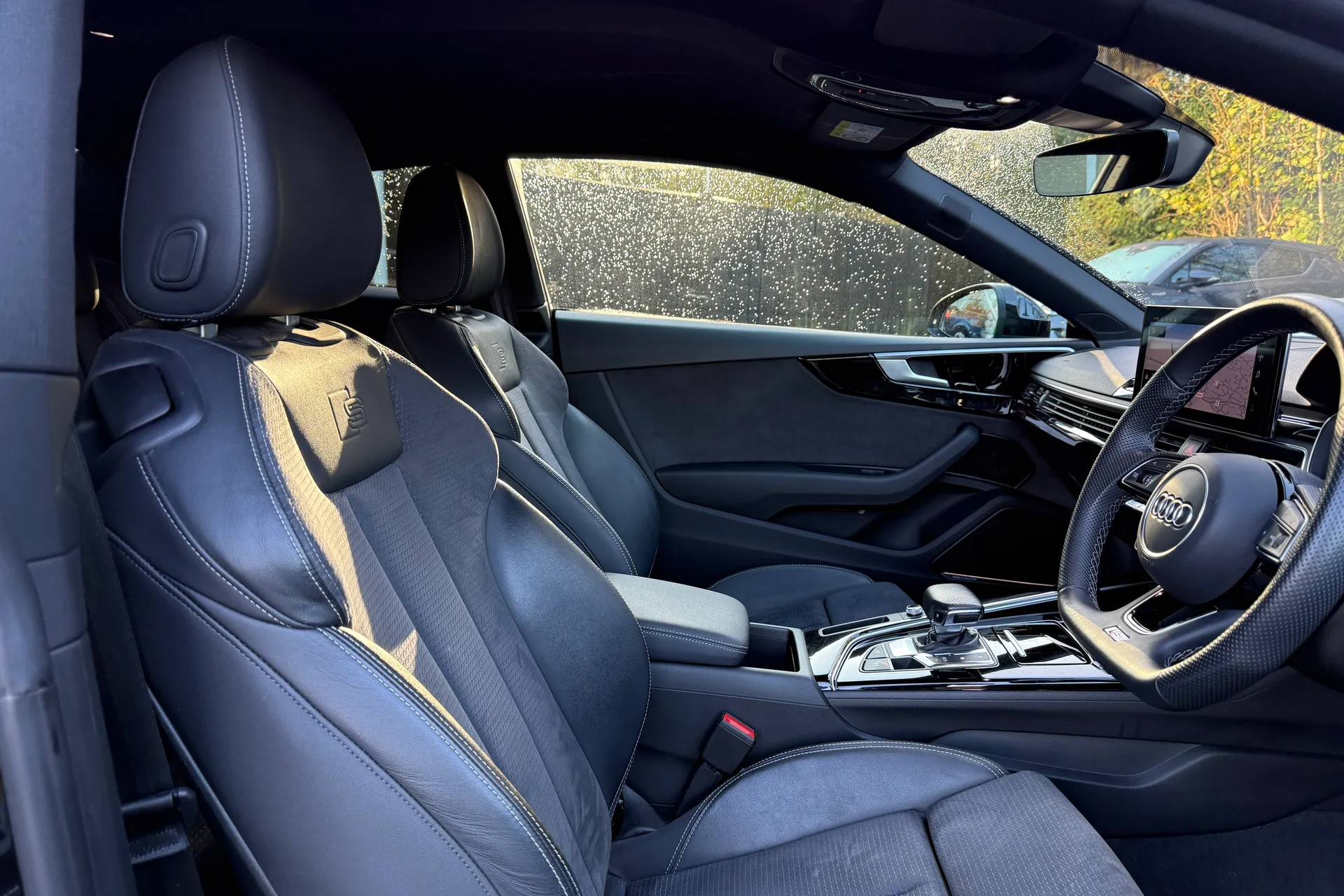 Audi A5 thumbnail image number 31