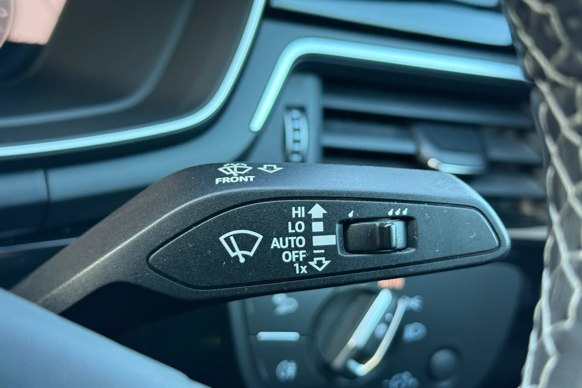 Audi A5 thumbnail image number 24