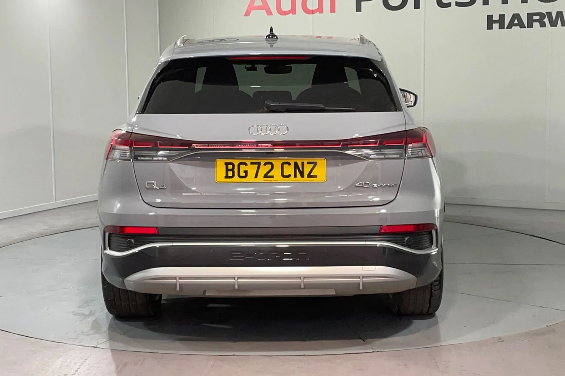 Audi Q4 thumbnail image number 8
