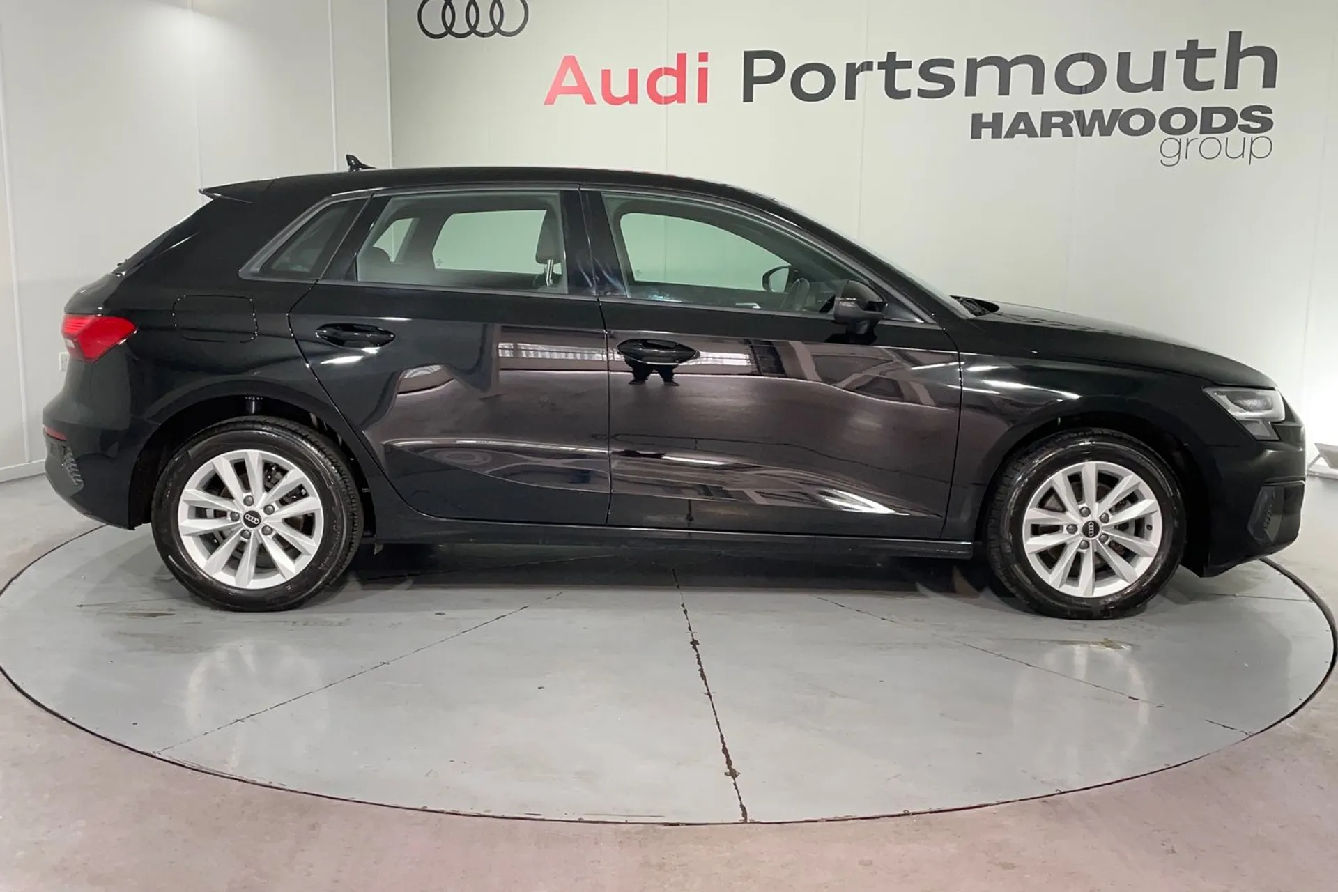 Audi A3 thumbnail image number 2
