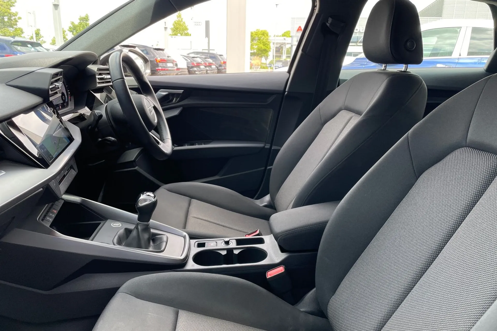 Audi A3 thumbnail image number 28
