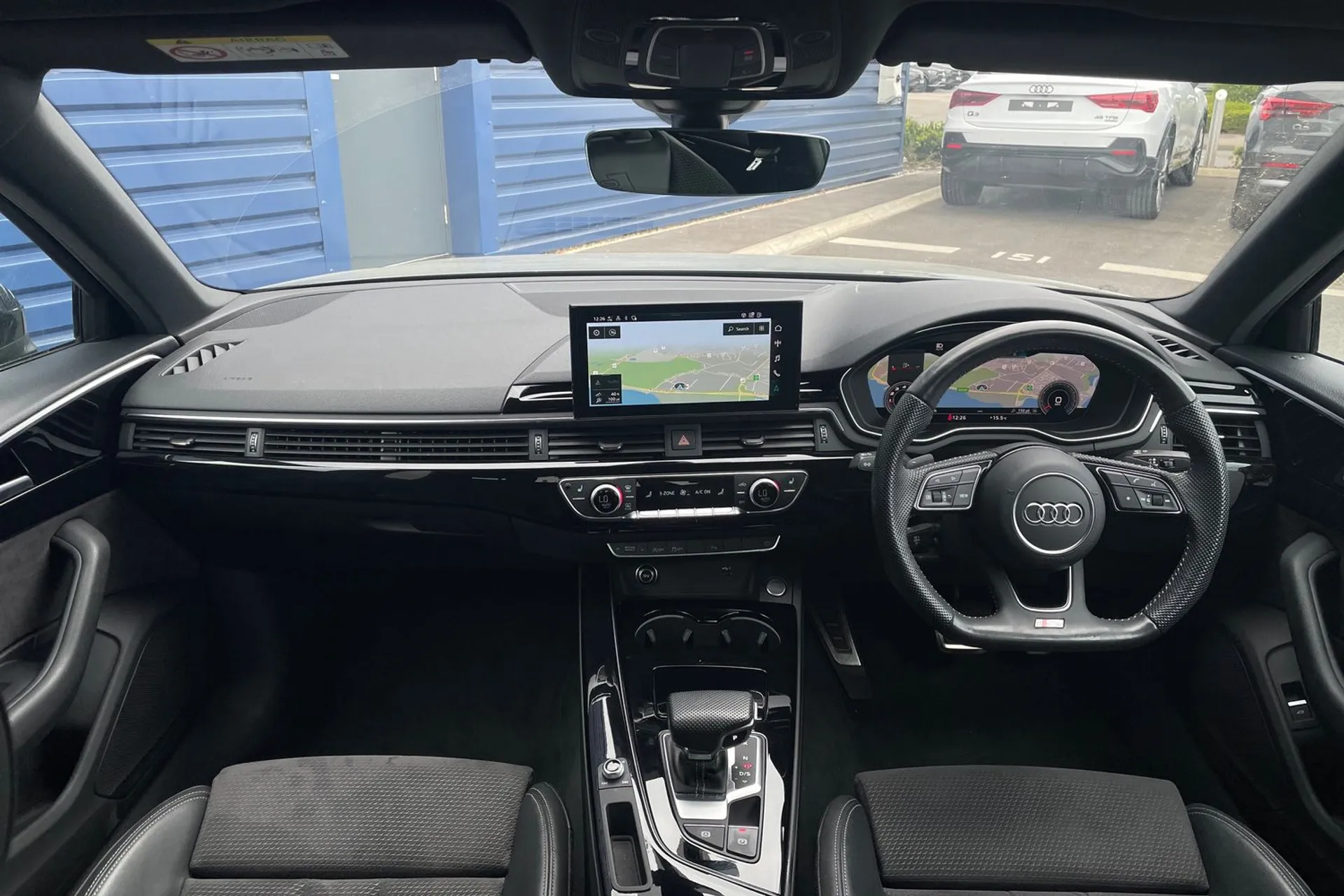Audi A4 thumbnail image number 3