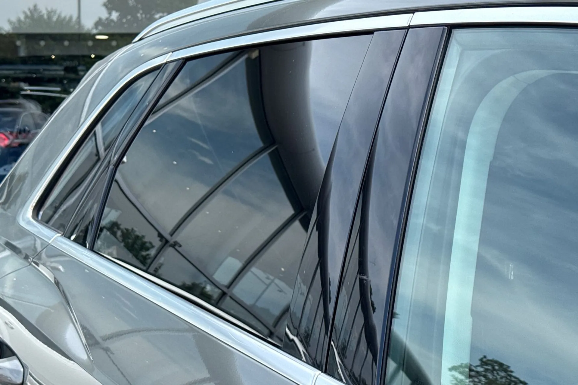 Audi Q3 thumbnail image number 13