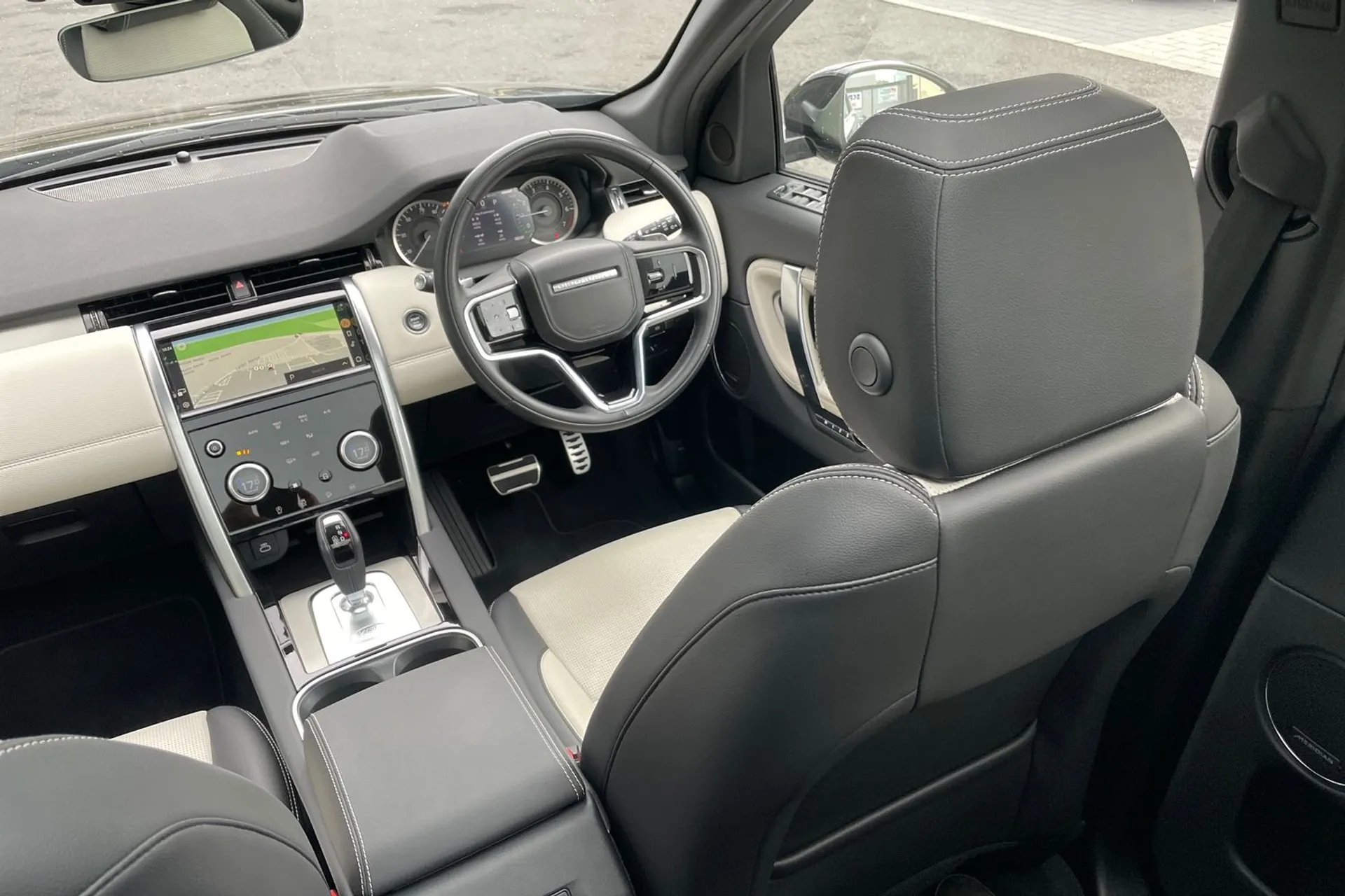 LAND ROVER DISCOVERY SPORT thumbnail image number 42