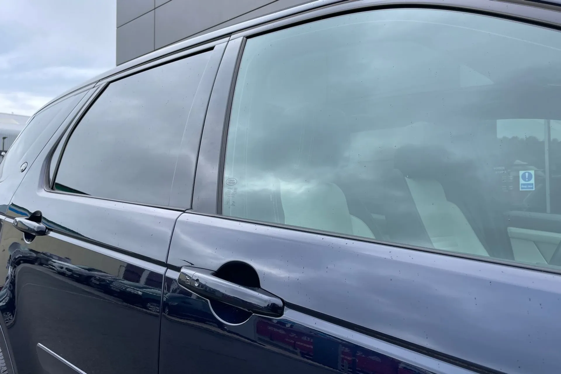 LAND ROVER DISCOVERY SPORT thumbnail image number 26