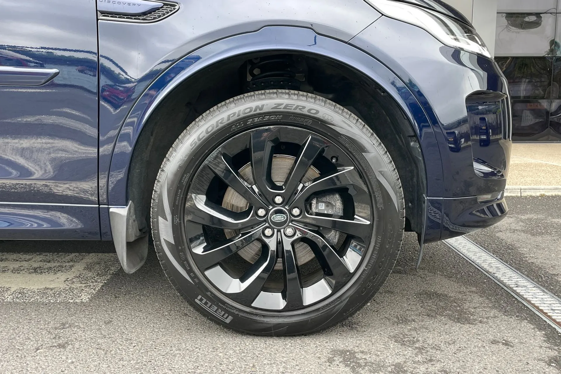 LAND ROVER DISCOVERY SPORT thumbnail image number 25