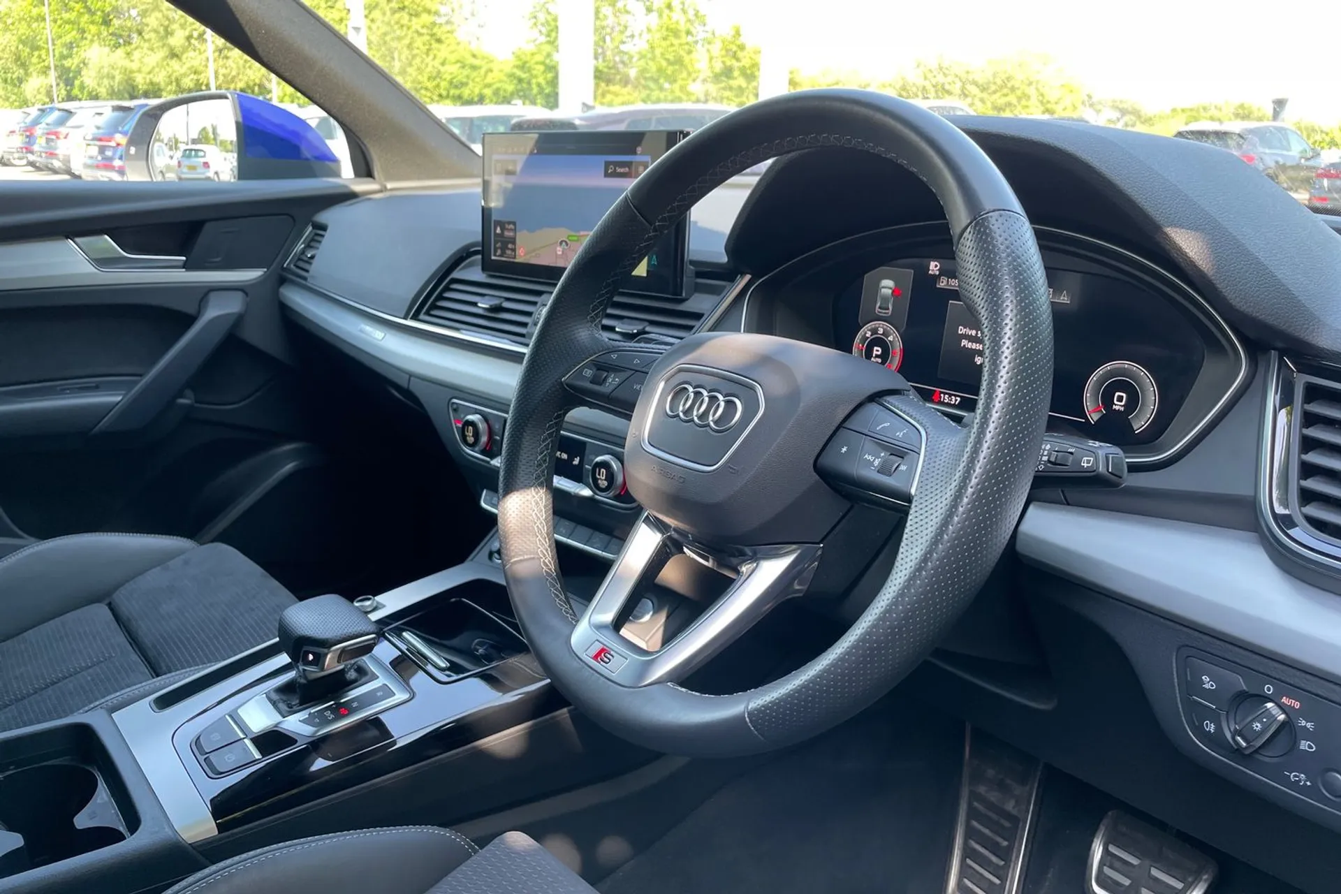 Audi Q5 thumbnail image number 26