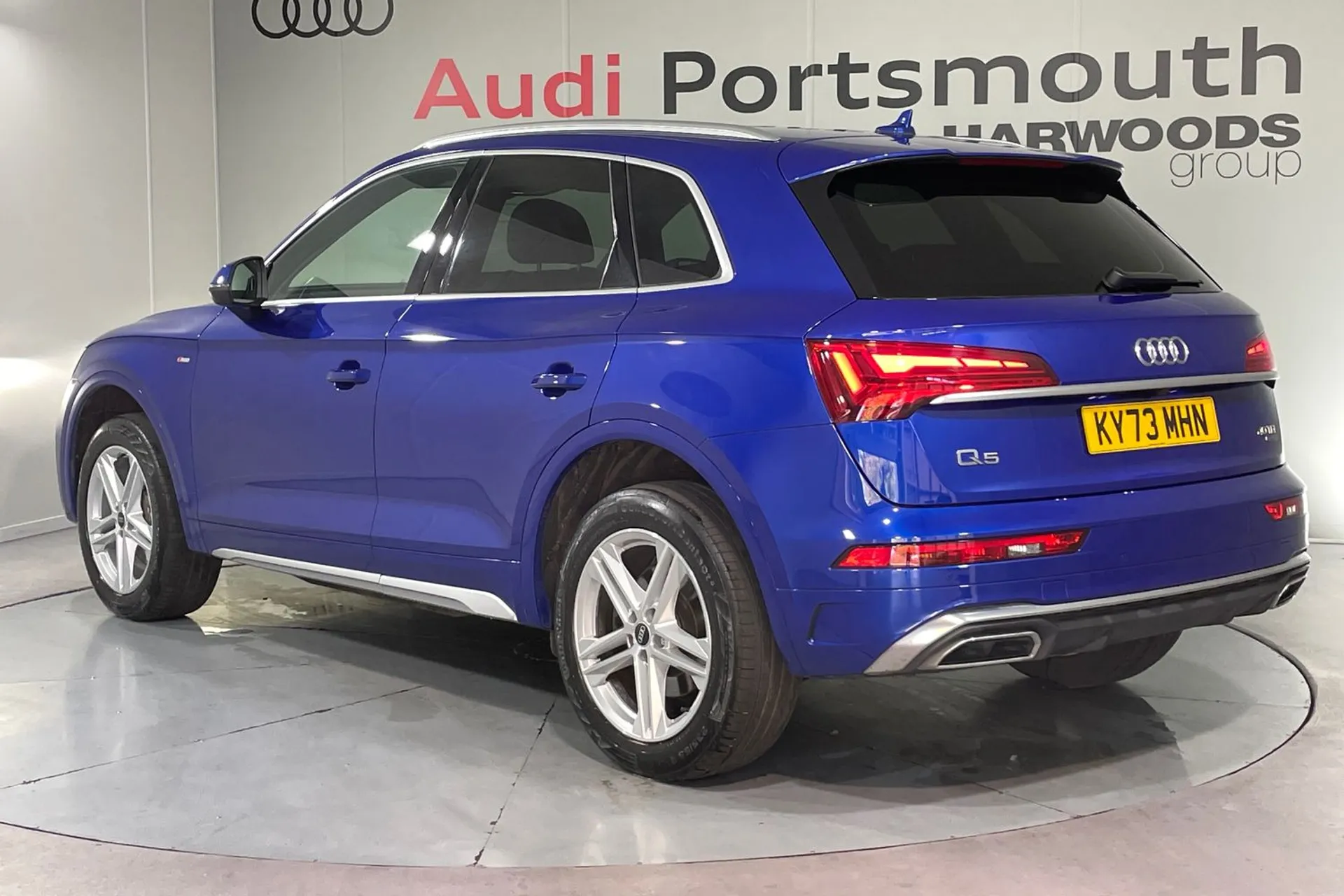 Audi Q5 thumbnail image number 10