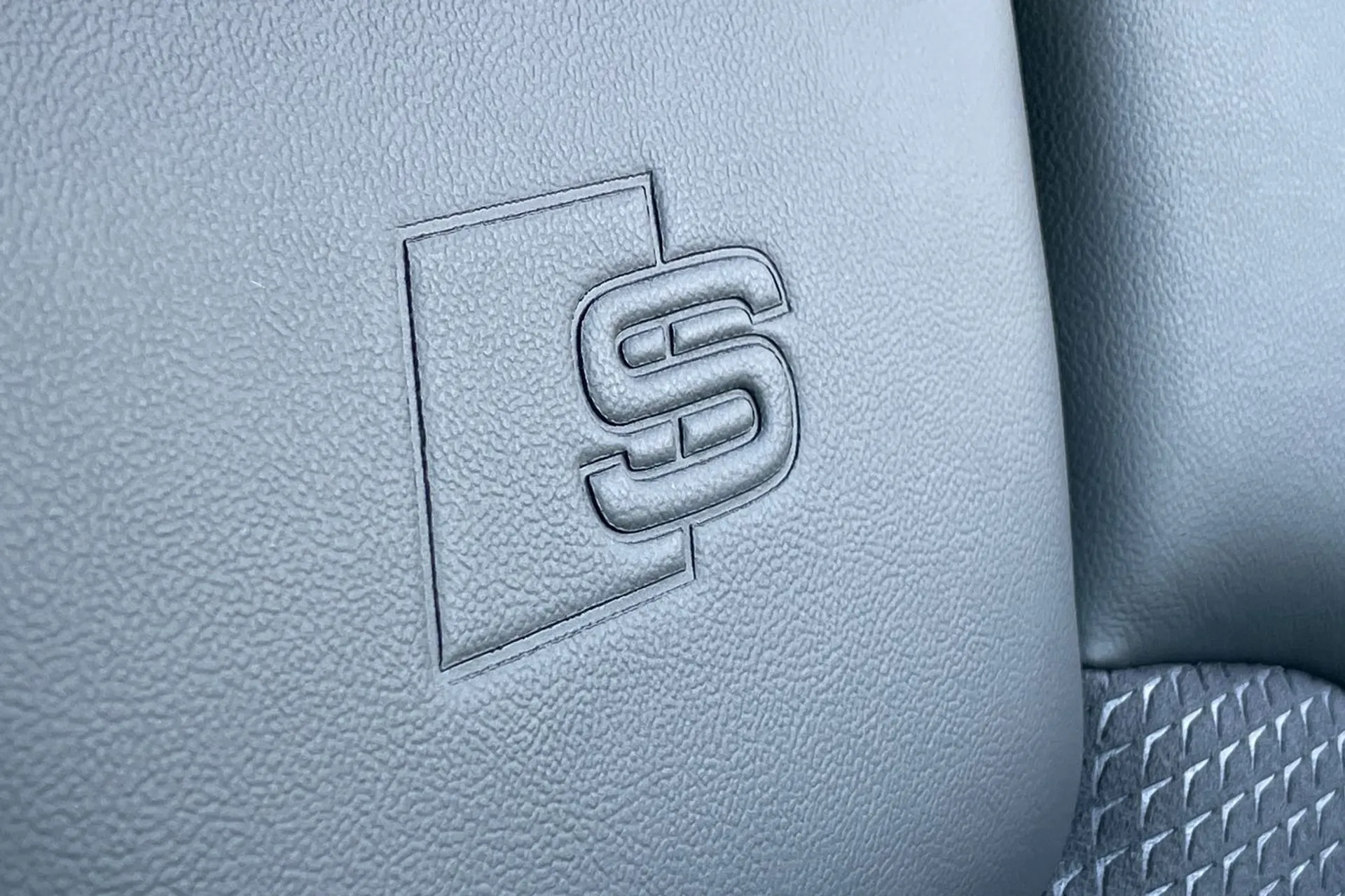 Audi Q5 thumbnail image number 49