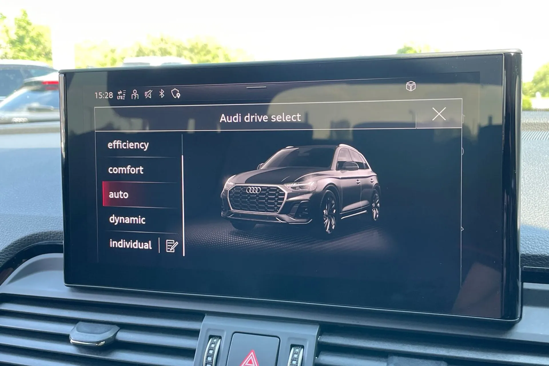 Audi Q5 thumbnail image number 40