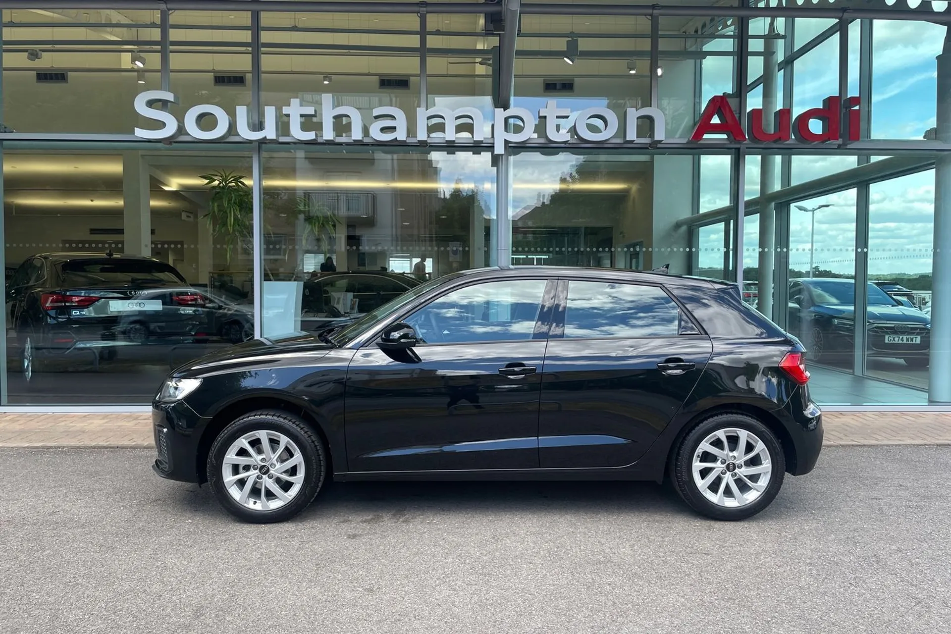 Audi A1 thumbnail image number 8