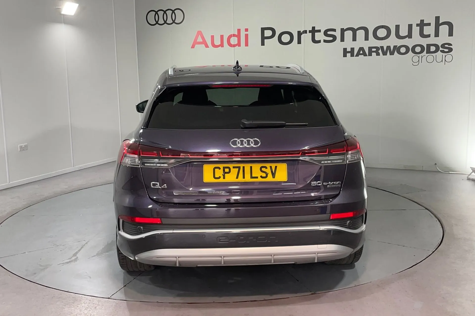 Audi Q4 thumbnail image number 8