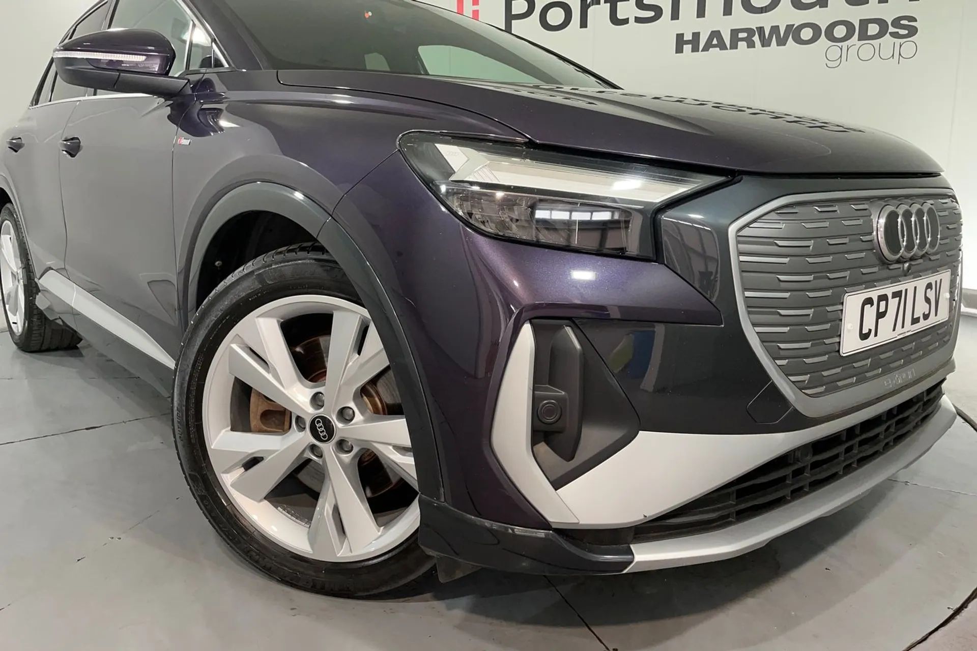 Audi Q4 thumbnail image number 10