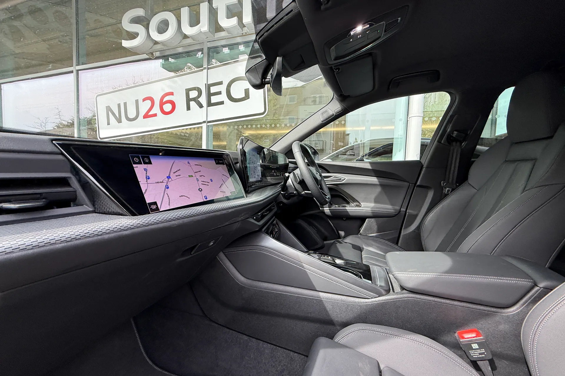 Audi Q5 thumbnail image number 13