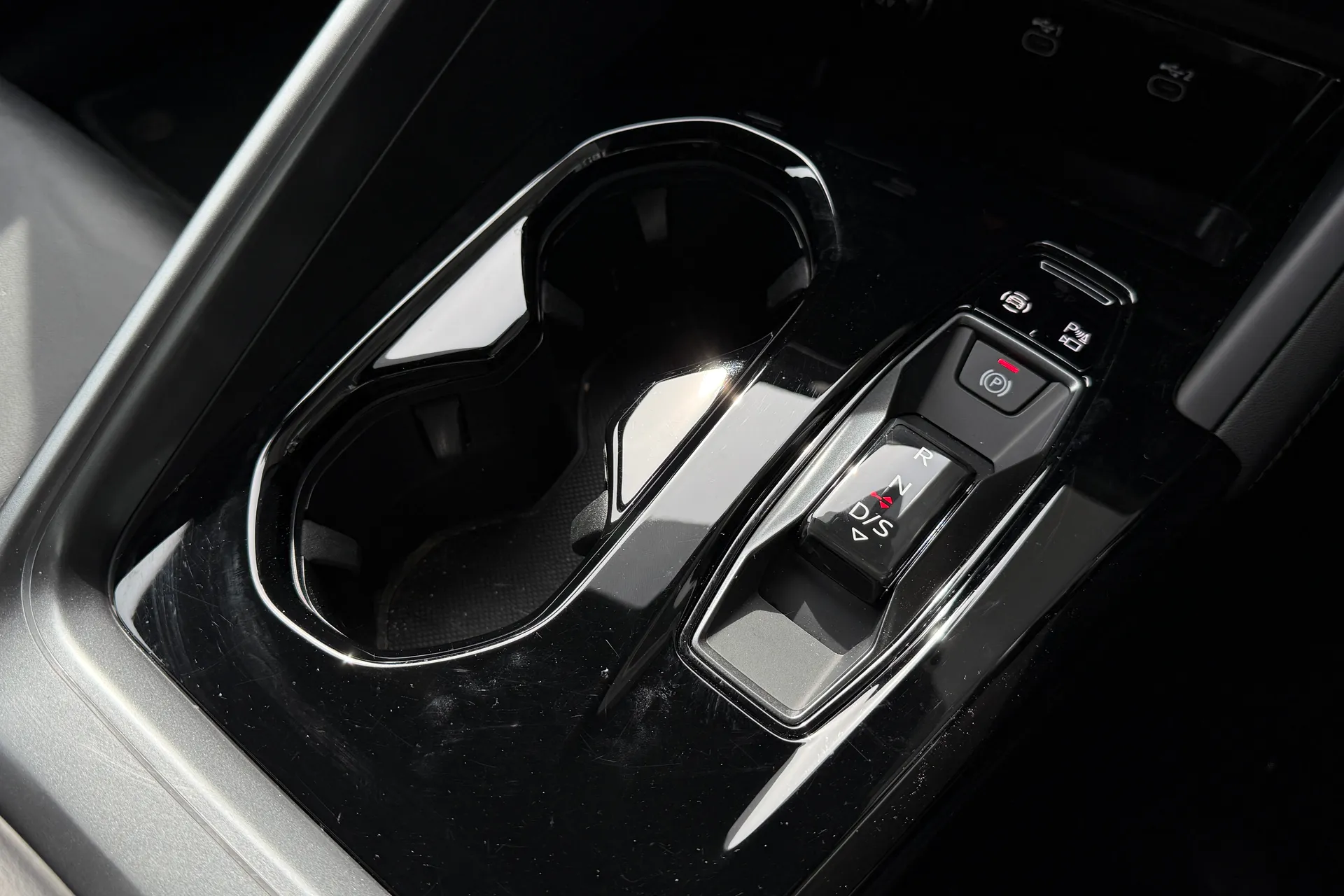 Audi Q5 thumbnail image number 26