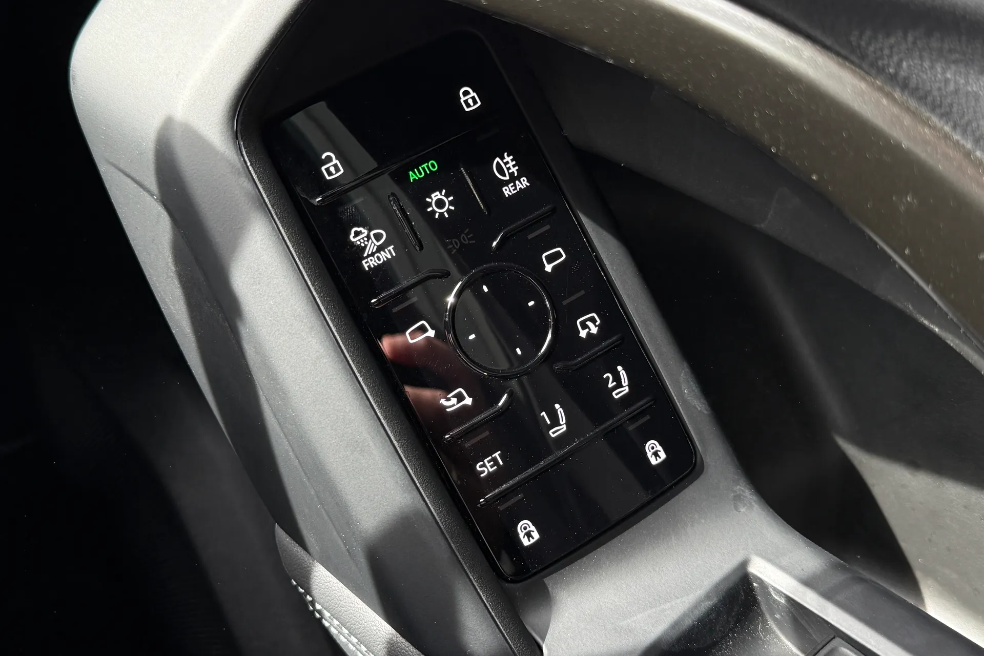 Audi Q5 thumbnail image number 35