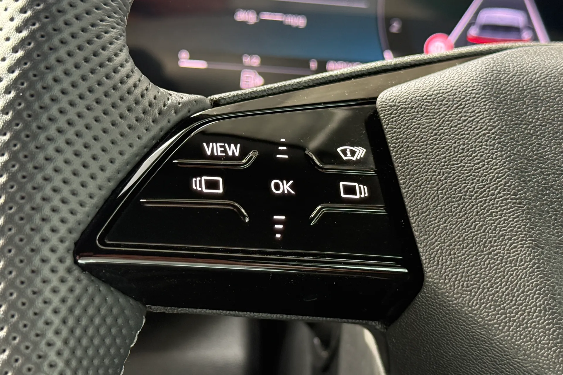 Audi Q5 thumbnail image number 18