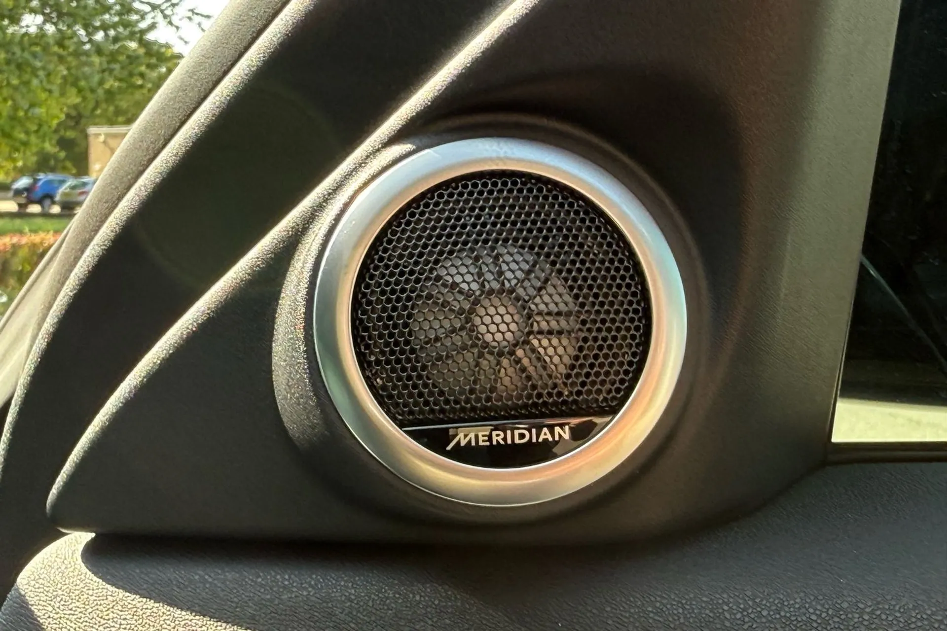 LAND ROVER RANGE ROVER EVOQUE thumbnail image number 21