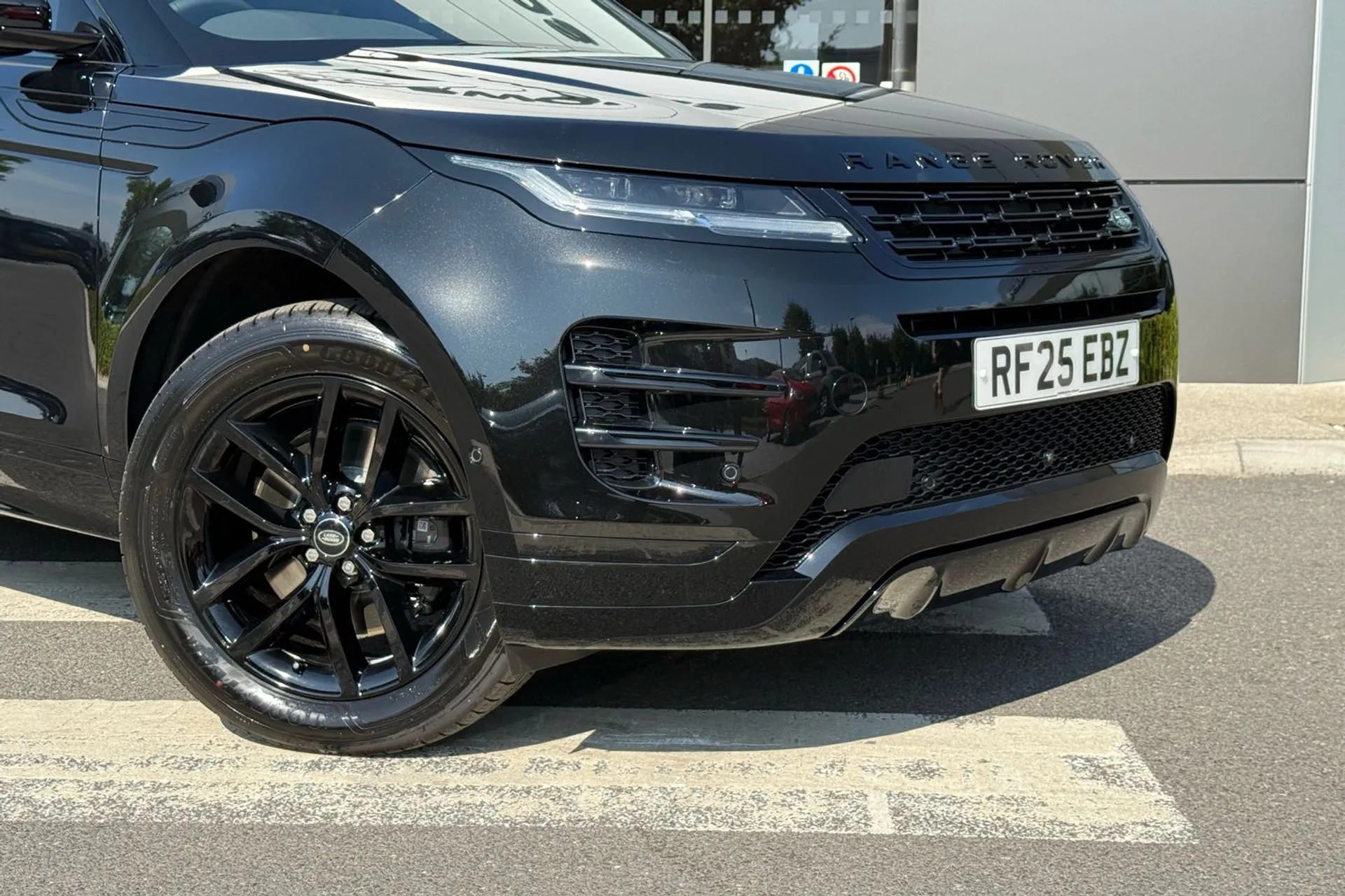 LAND ROVER RANGE ROVER EVOQUE thumbnail image number 32
