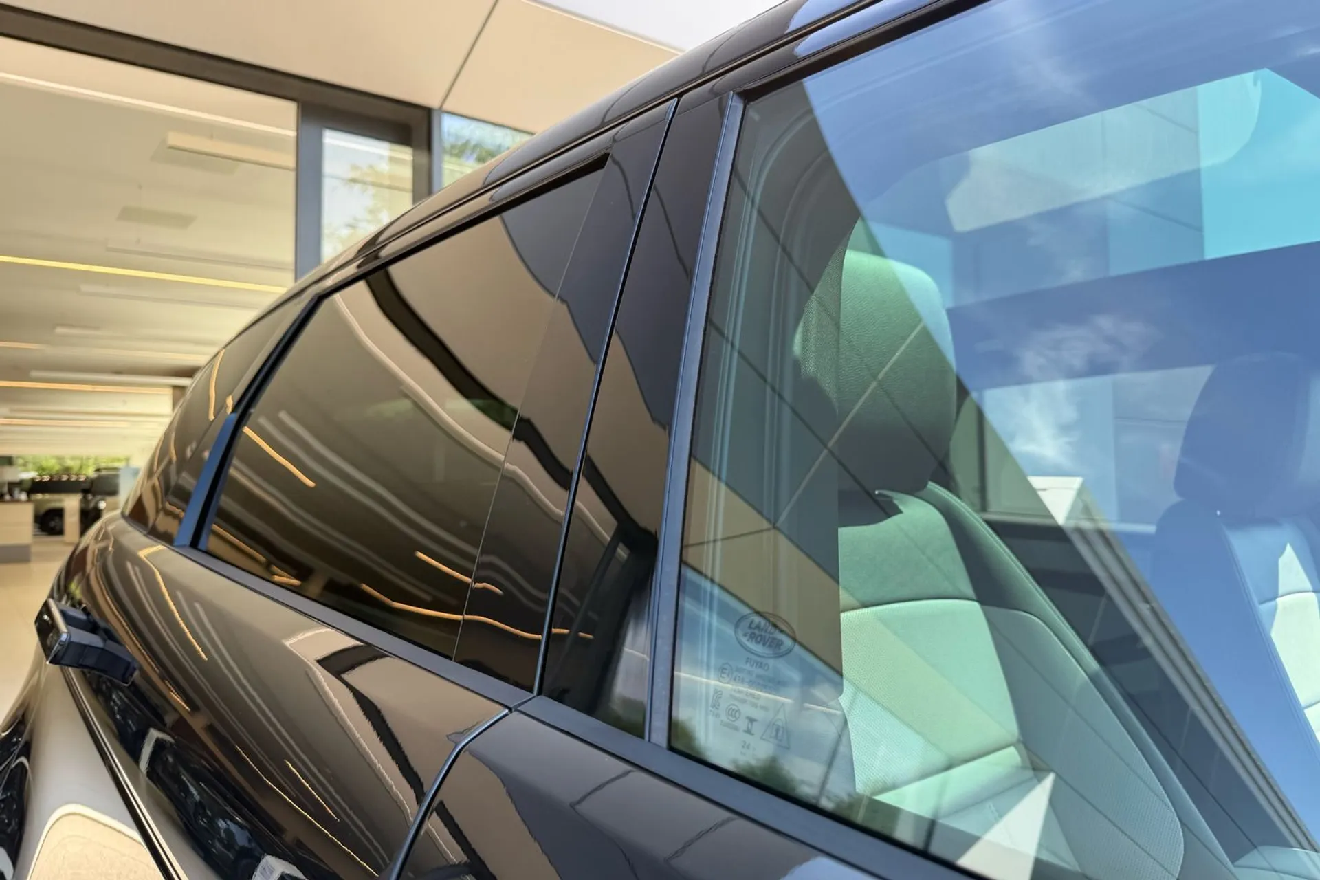 LAND ROVER RANGE ROVER EVOQUE thumbnail image number 26