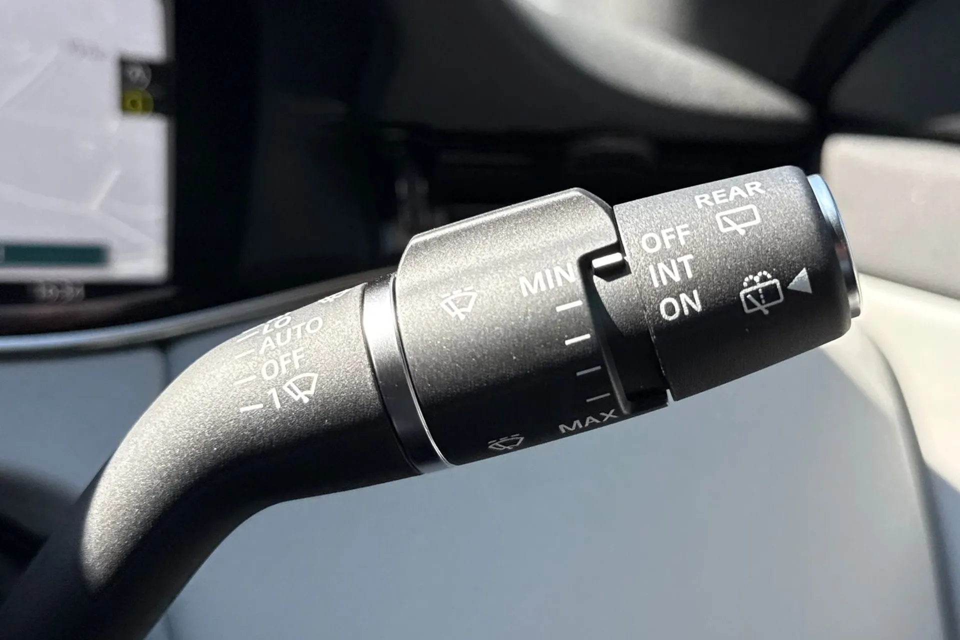 LAND ROVER RANGE ROVER EVOQUE thumbnail image number 59