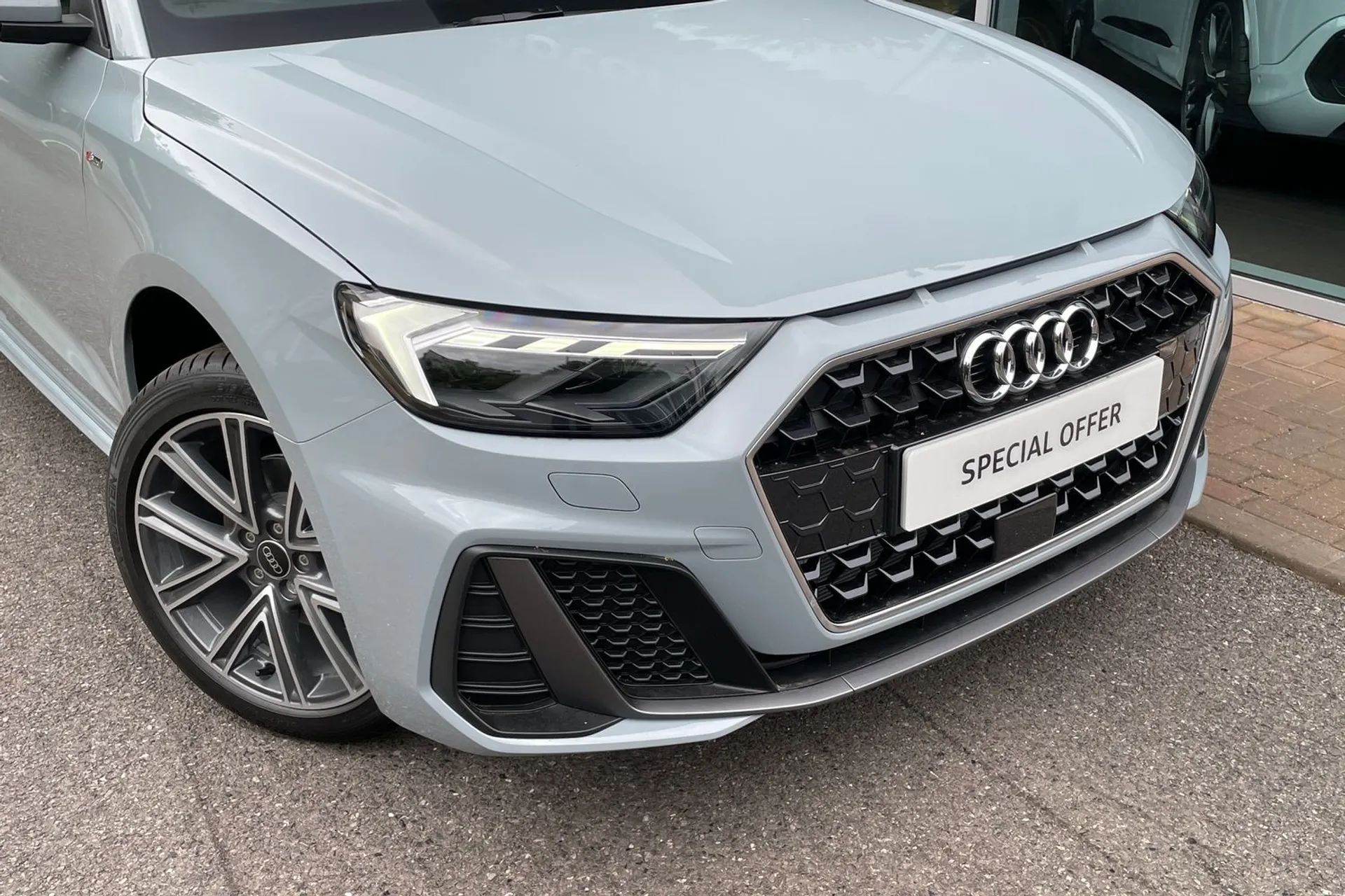 Audi A1 thumbnail image number 14