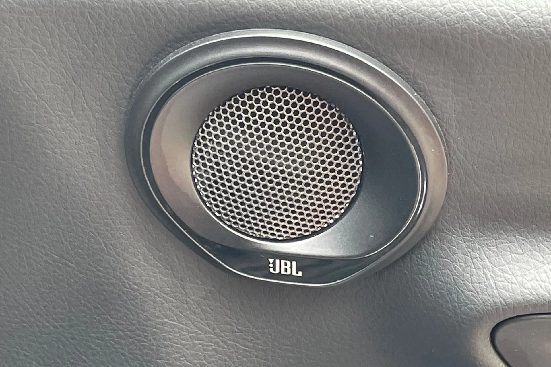 TOYOTA GR SUPRA thumbnail image number 27